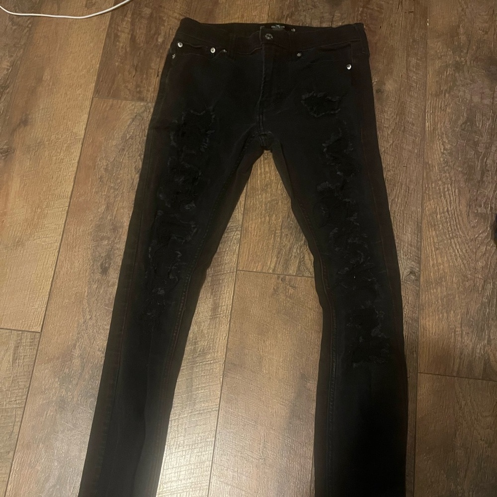 Men's Black Distressed Jeans